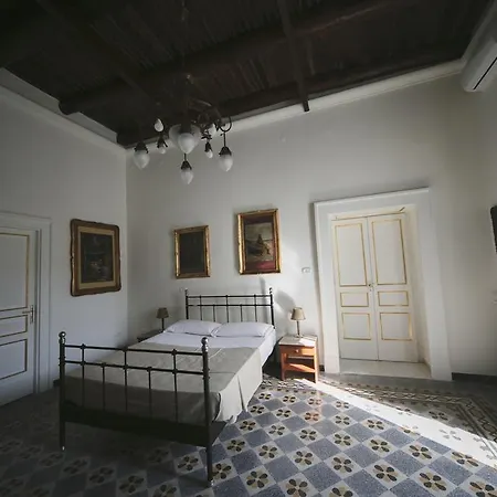 B&B Area Angioina 나폴리